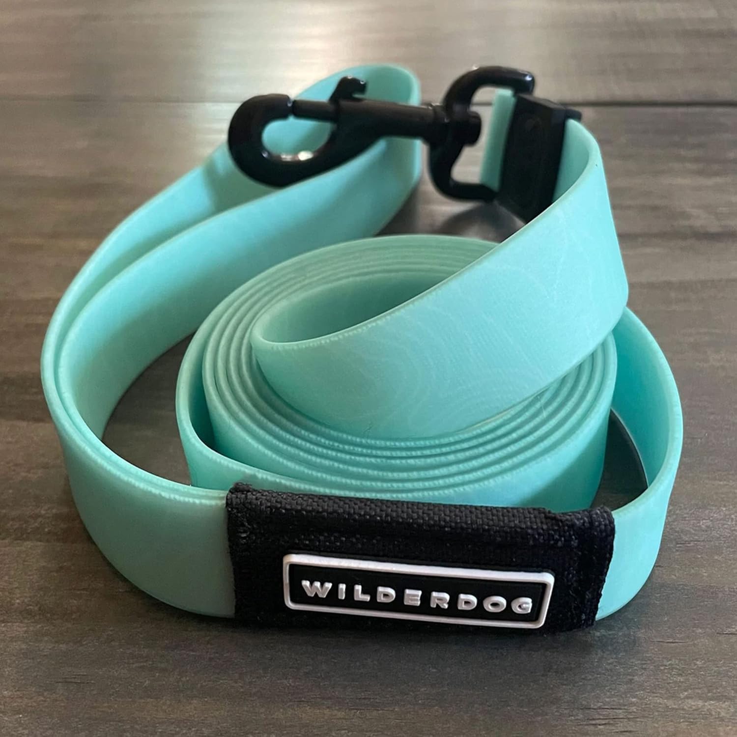 Amazon | Wilderdog 防水犬用リード - 水と汚れをはじく (シーフォーム